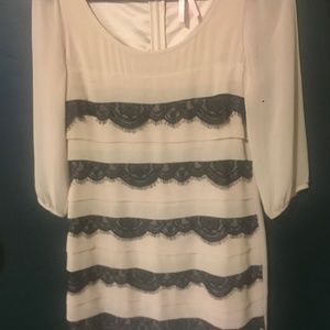 Lipsy London Size 6 Dress